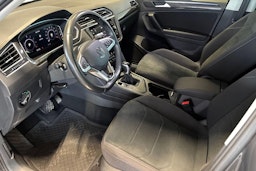 harmaa Volkswagen Tiguan 2023 kuva 6.