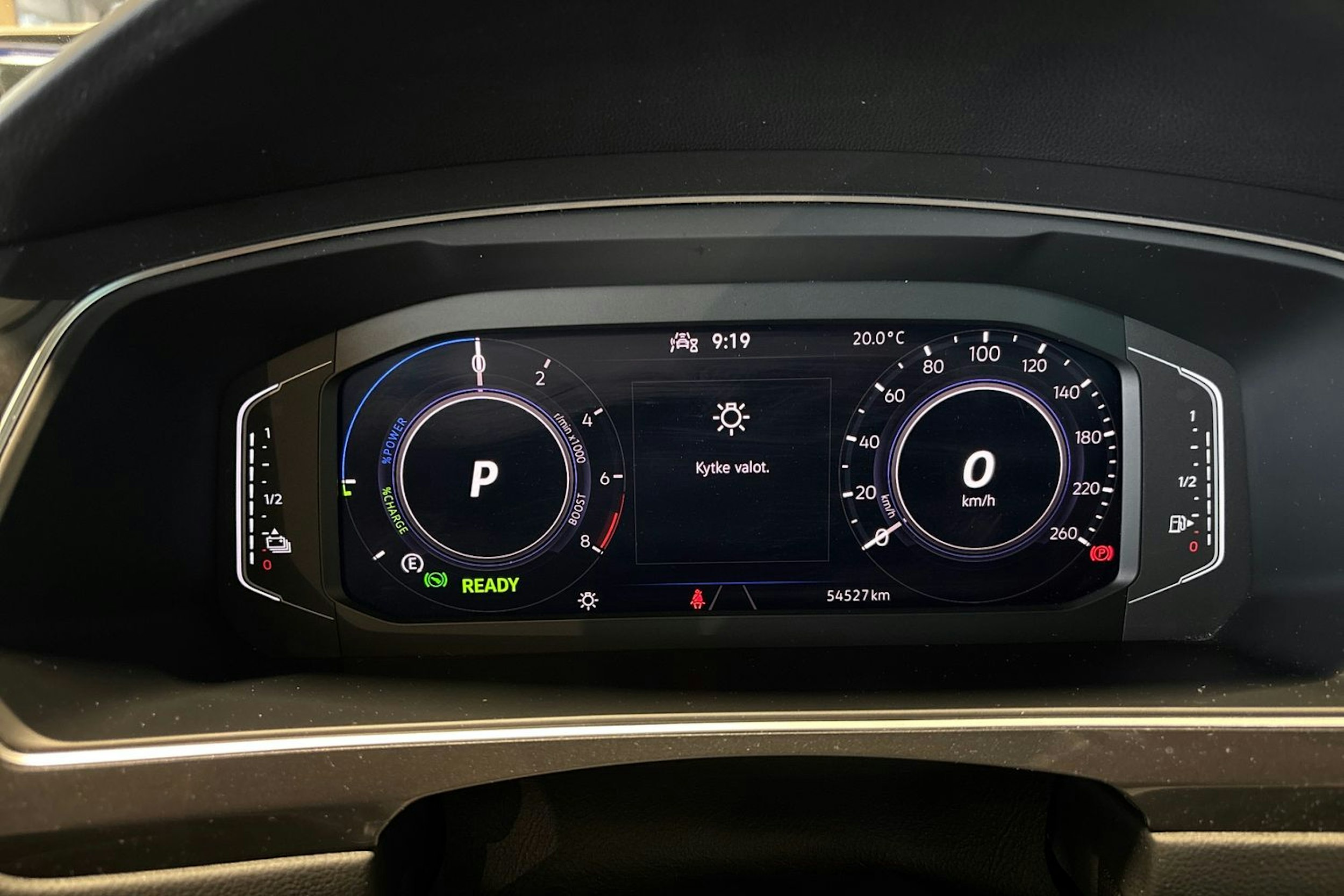 harmaa Volkswagen Tiguan 2023 kuva 11.