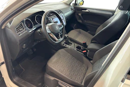 valkoinen Volkswagen Tiguan 2023 kuva 6.