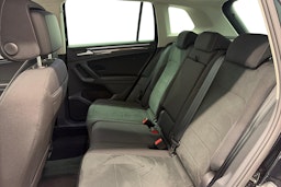 musta Volkswagen Tiguan 2023 kuva 10.