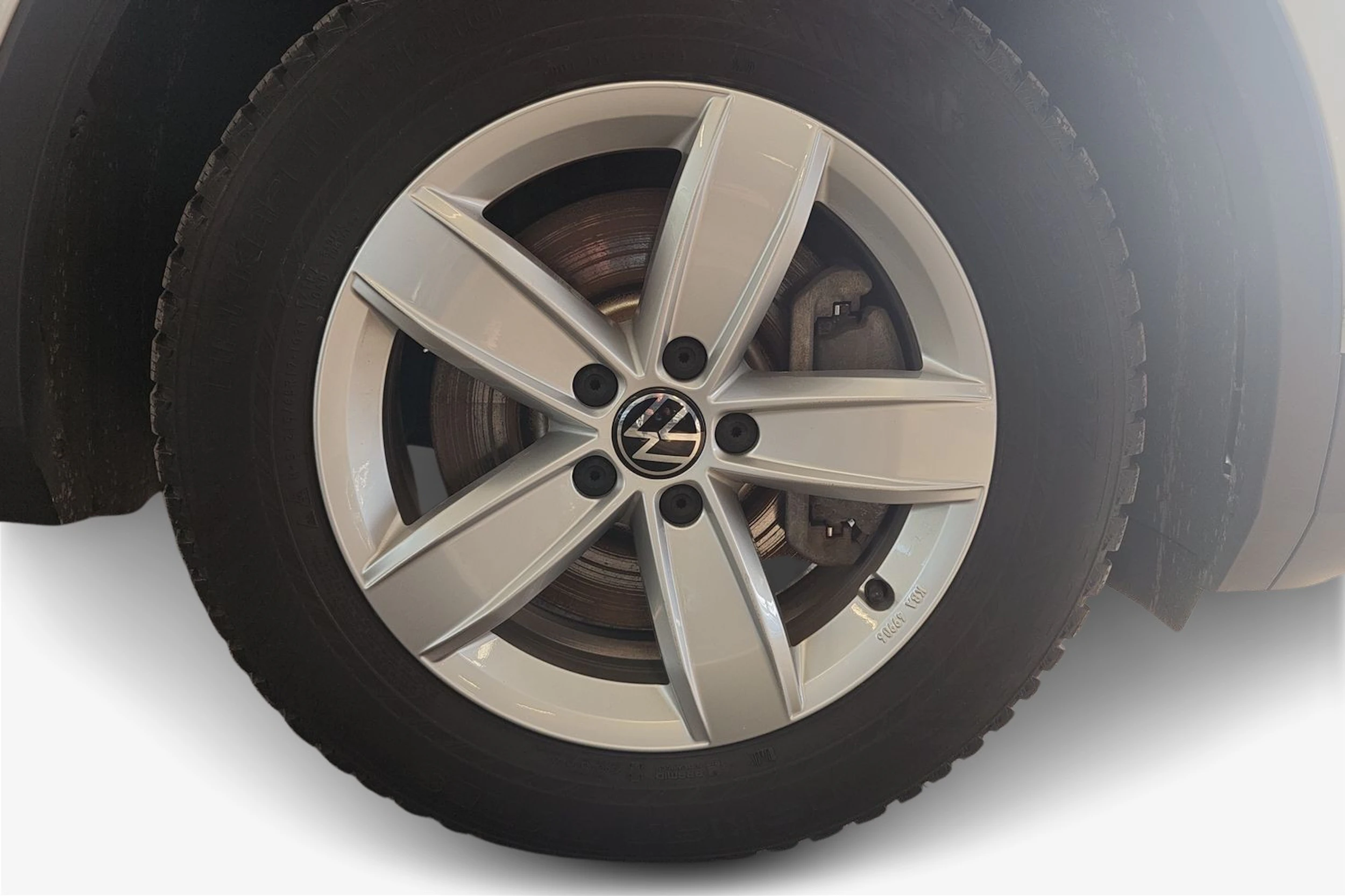 valkoinen Volkswagen Tiguan 2023 kuva 9.
