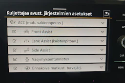 valkoinen Volkswagen Tiguan 2023 kuva 13.