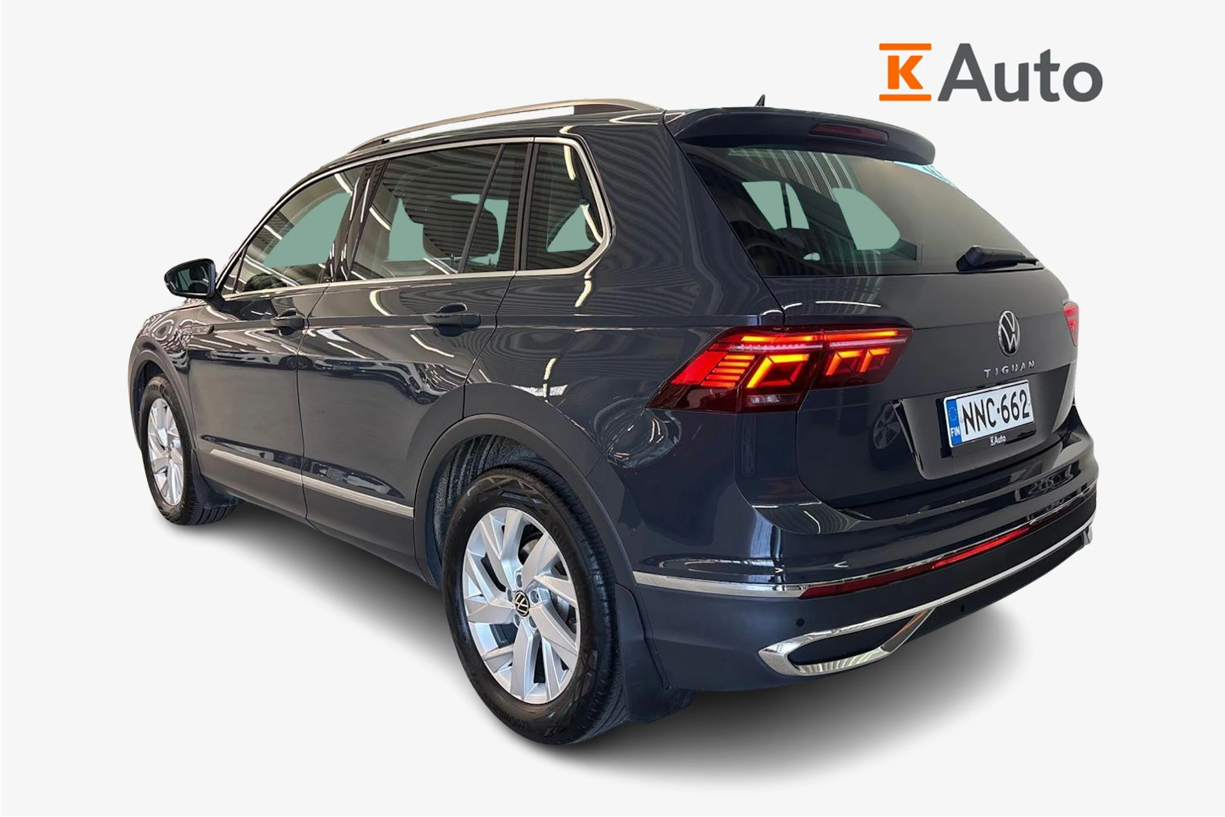 Harmaa Volkswagen Tiguan 2023 kuva 2.