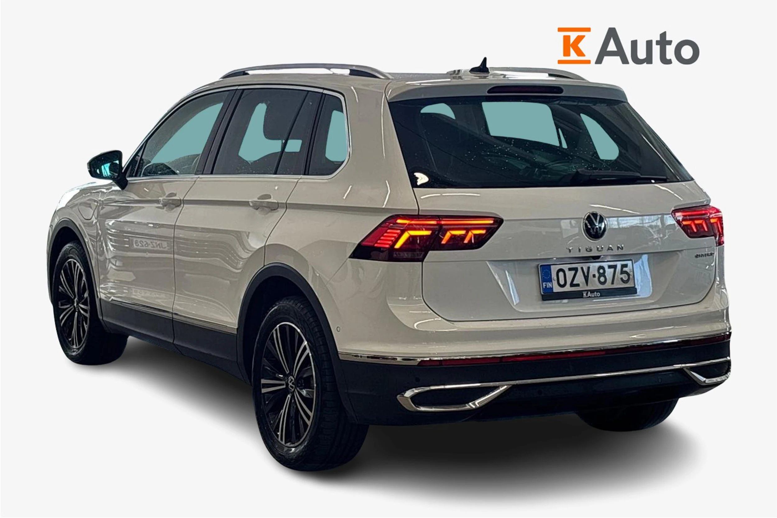 valkoinen Volkswagen Tiguan 2023 kuva 2.