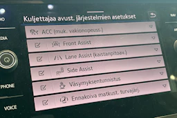 valkoinen Volkswagen Tiguan 2023 kuva 8.