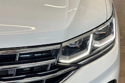 valkoinen Volkswagen Tiguan 2023 kuva 13.