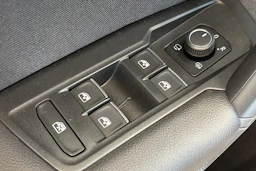 valkoinen Volkswagen Tiguan 2023 kuva 22.