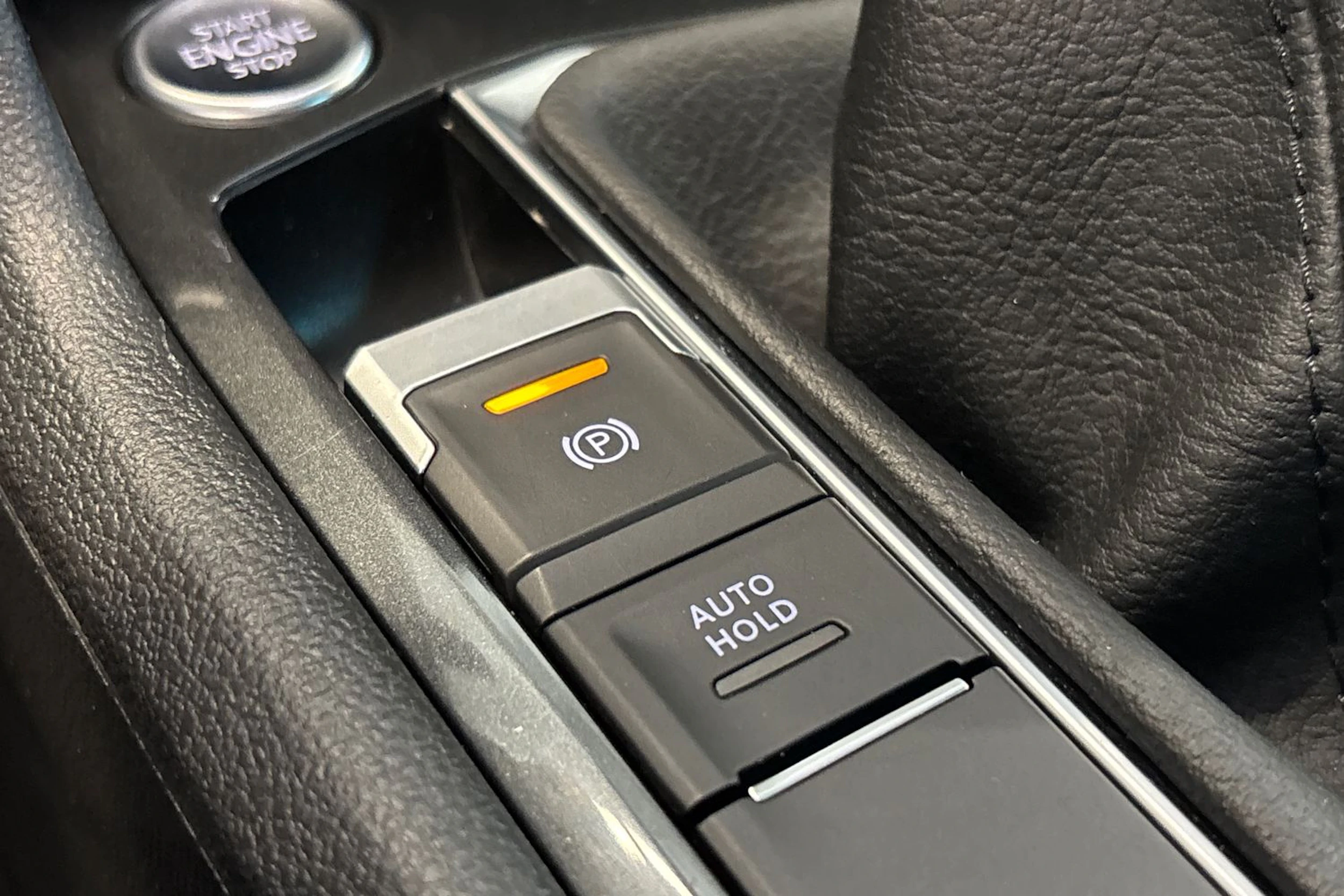 valkoinen Volkswagen Tiguan 2023 kuva 26.