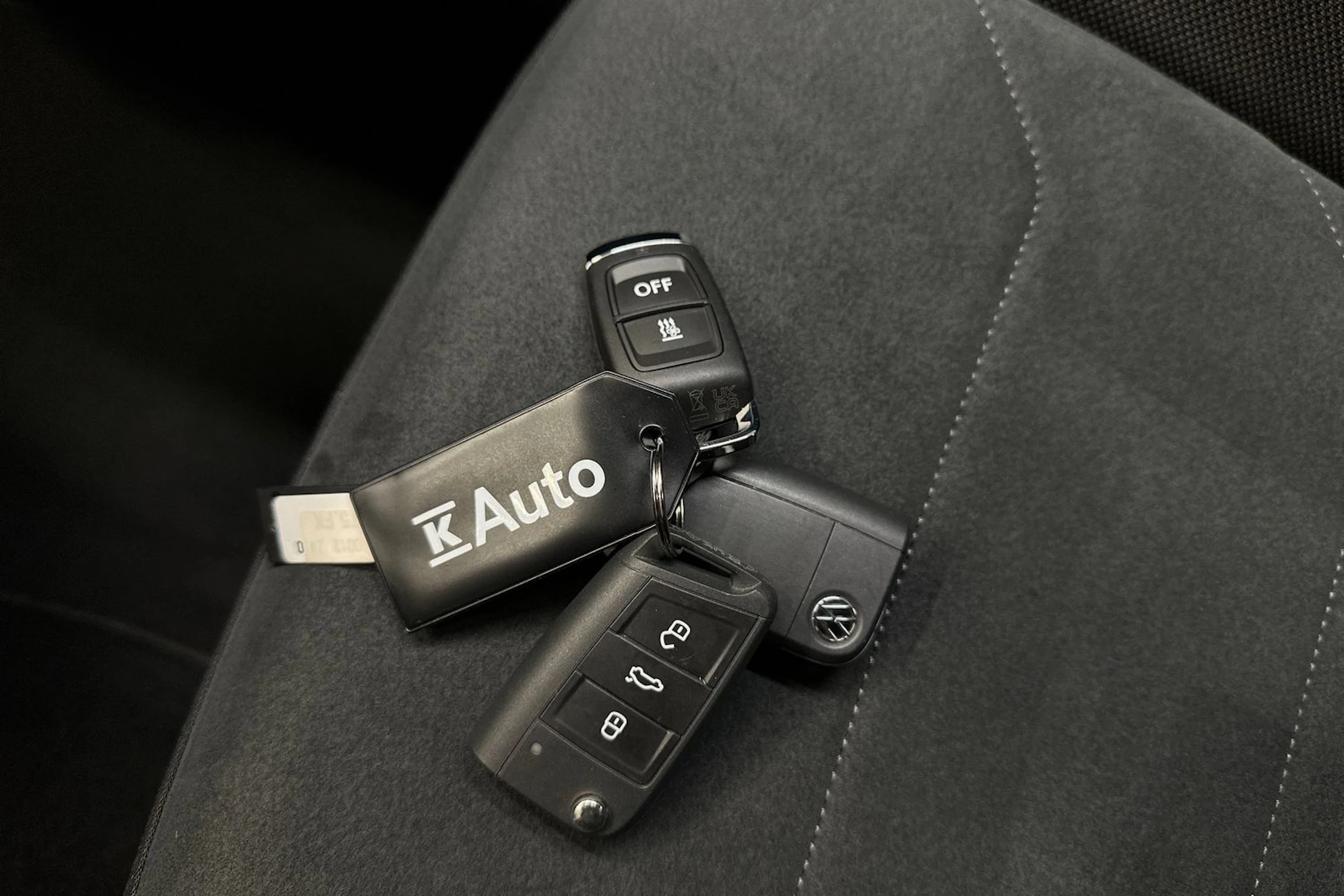 valkoinen Volkswagen Tiguan 2023 kuva 19.