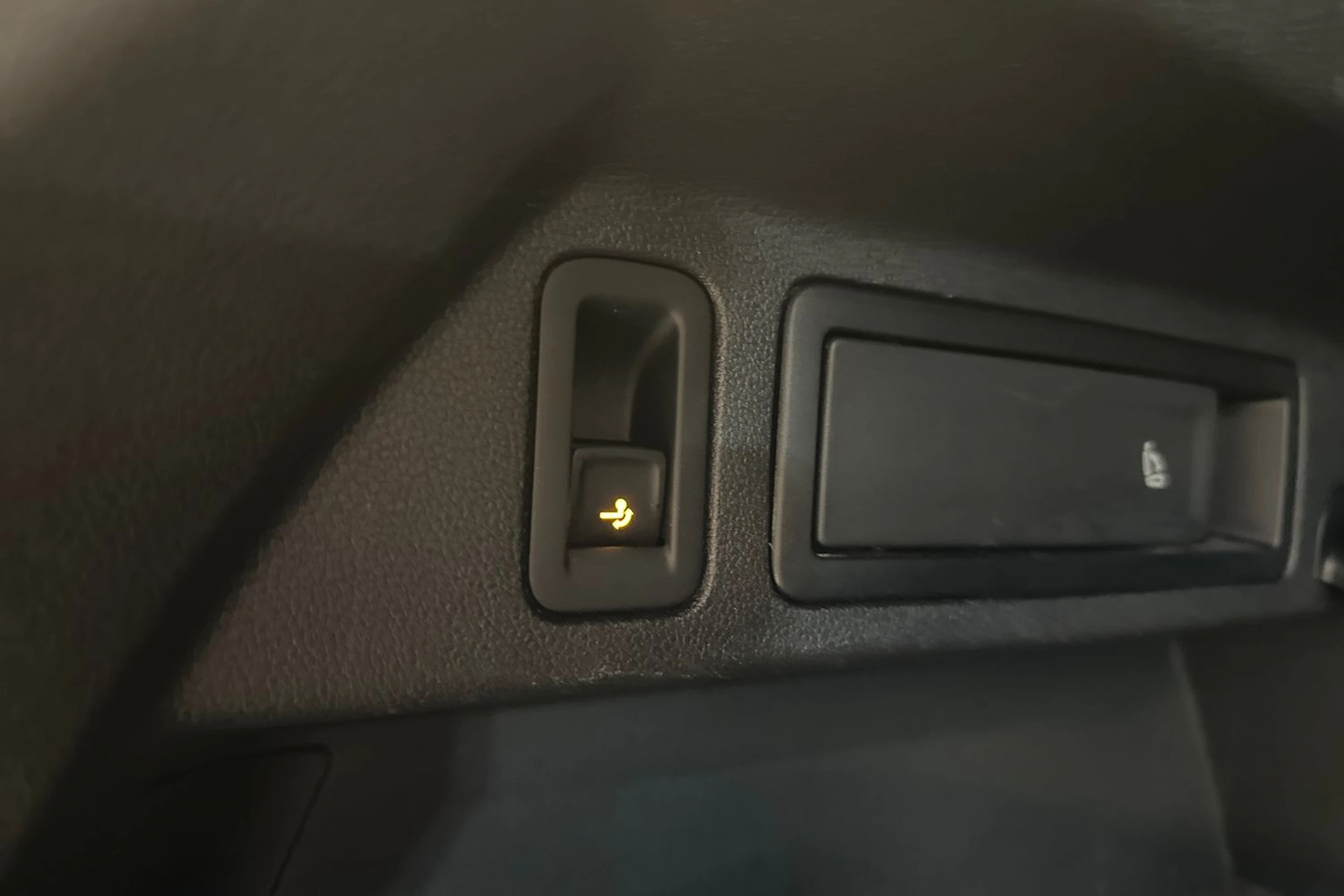 valkoinen Volkswagen Tiguan 2023 kuva 25.