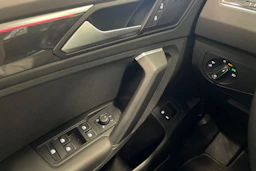 musta Volkswagen Tiguan 2023 kuva 16.