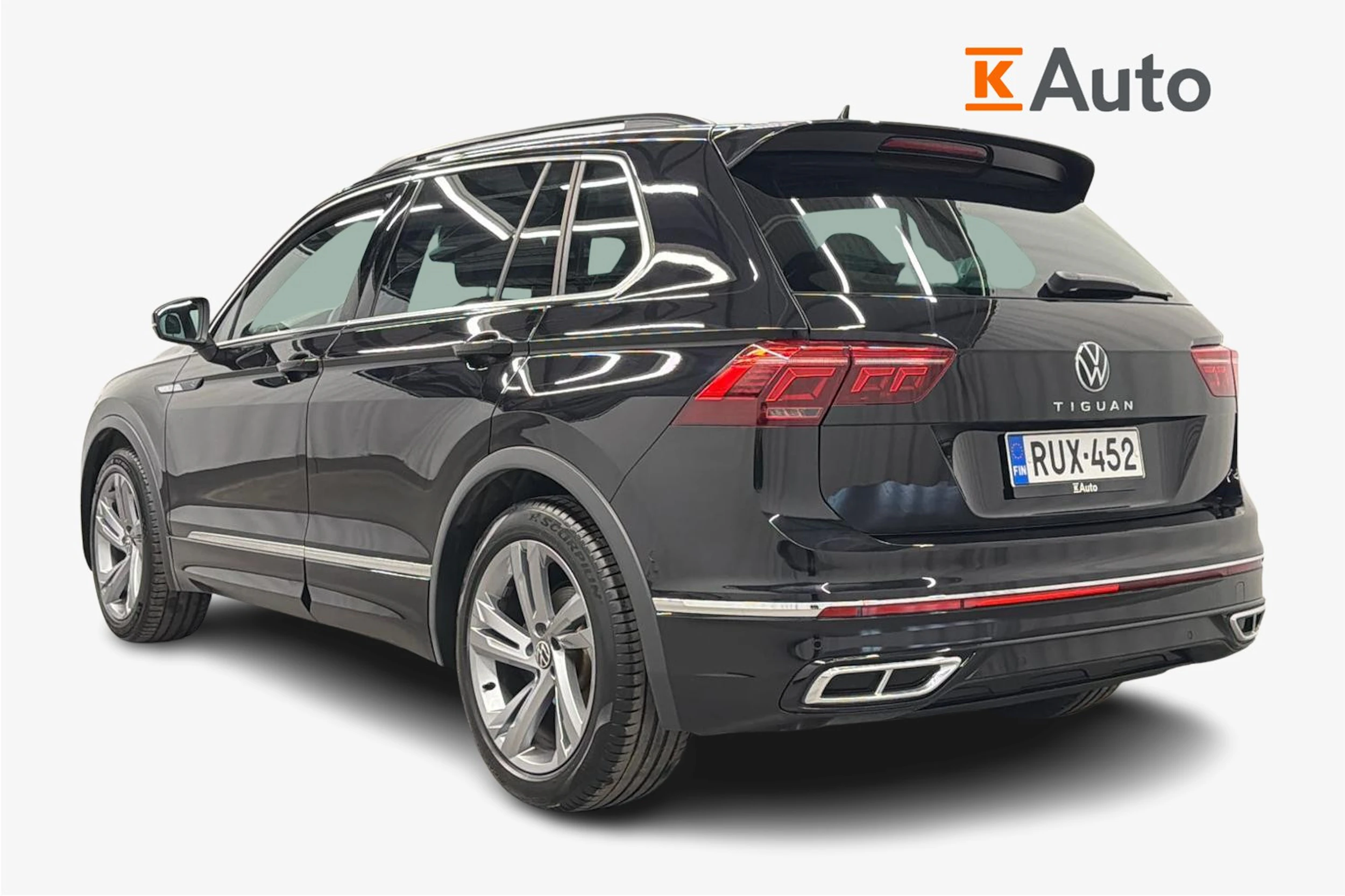 musta Volkswagen Tiguan 2023 kuva 3.