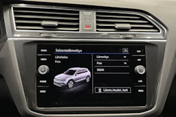 harmaa Volkswagen Tiguan 2023 kuva 17.