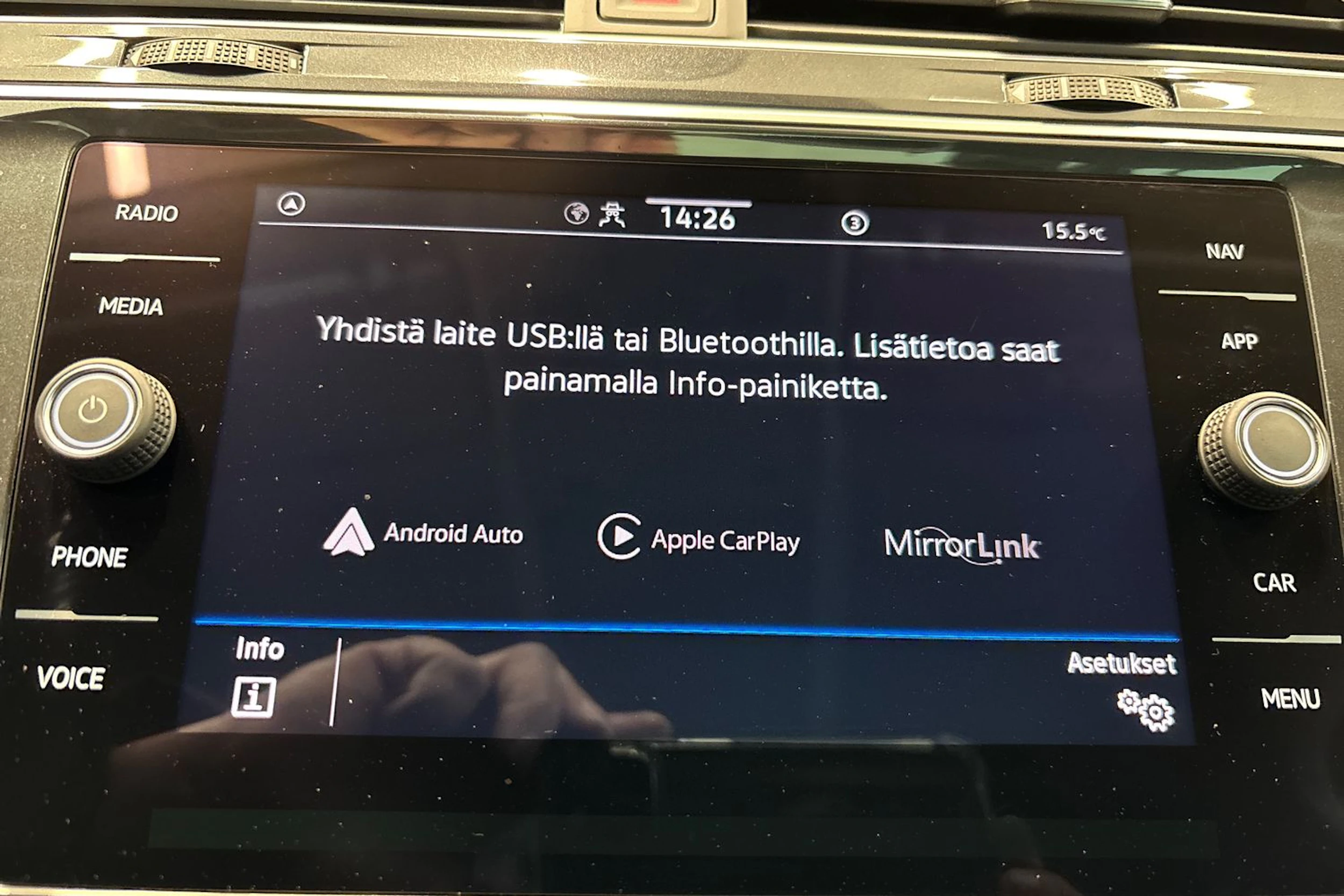 musta Volkswagen Tiguan 2023 kuva 24.