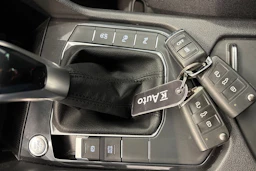 musta Volkswagen Tiguan 2023 kuva 28.