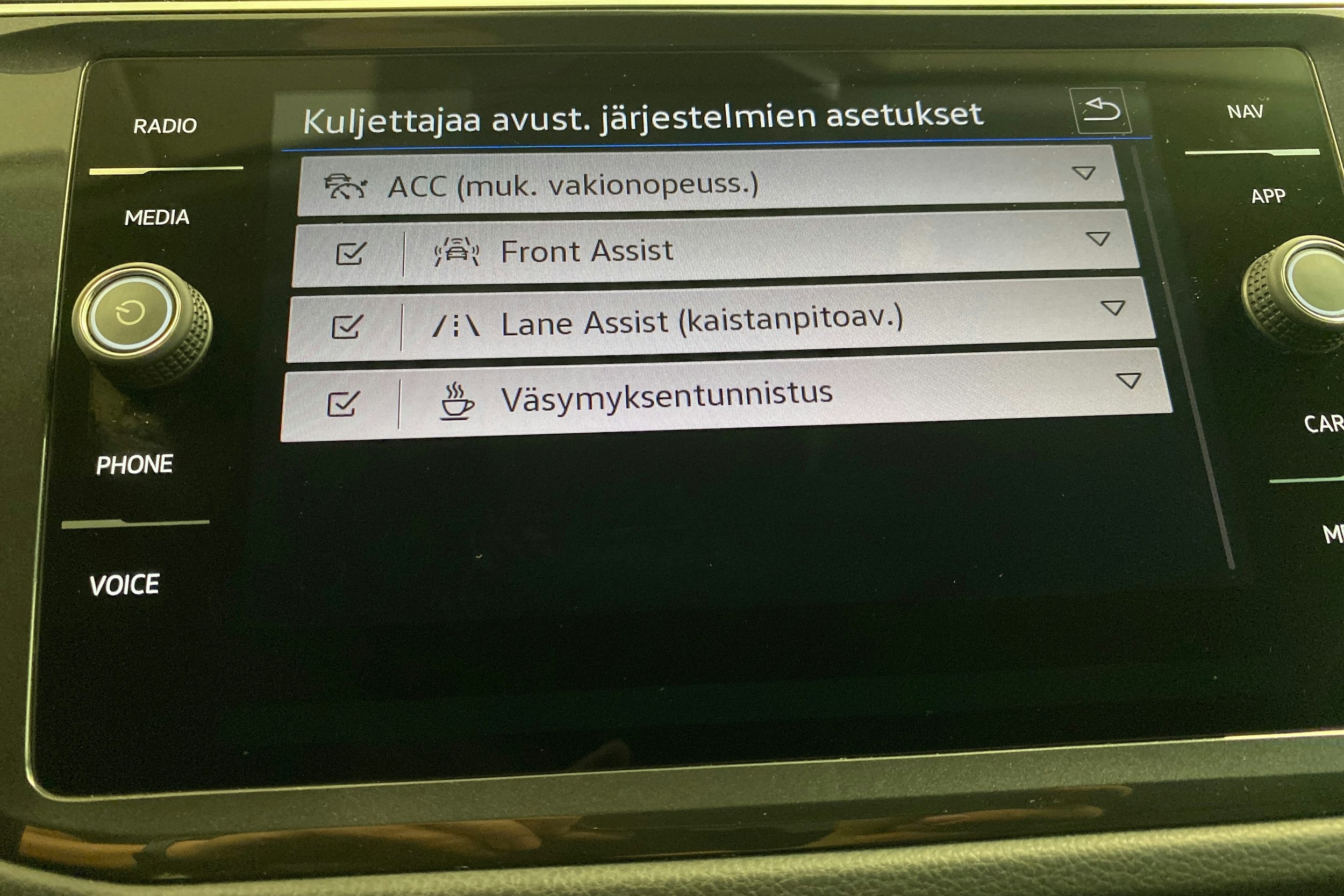 met. sininen Volkswagen Tiguan 2023 kuva 25.