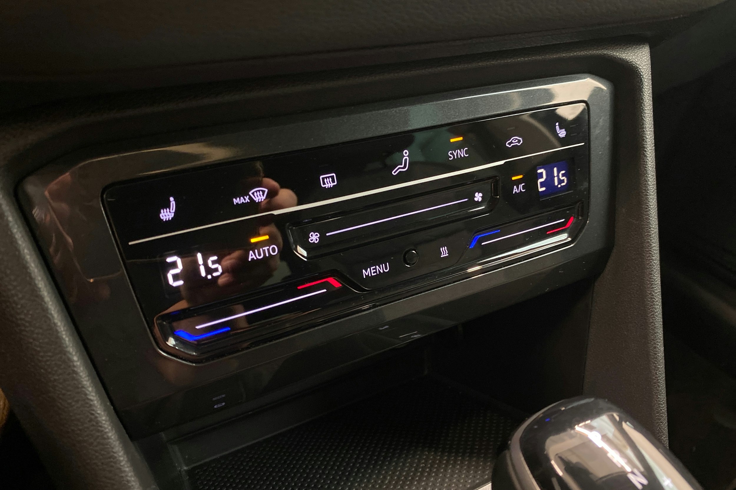 met. sininen Volkswagen Tiguan 2023 kuva 29.