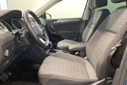 met. sininen Volkswagen Tiguan 2023 kuva 31.