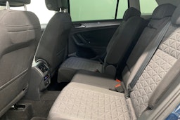 met. sininen Volkswagen Tiguan 2023 kuva 33.