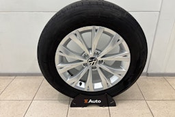 Musta Volkswagen Tiguan 2023 kuva 14.