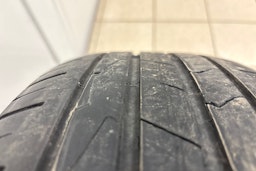 Musta Volkswagen Tiguan 2023 kuva 15.