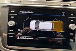 Musta Volkswagen Tiguan 2023 kuva 27.