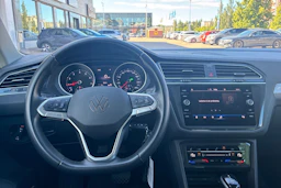 harmaa Volkswagen Tiguan 2023 kuva 4.
