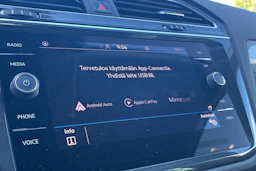 harmaa Volkswagen Tiguan 2023 kuva 6.