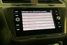 valkoinen Volkswagen Tiguan 2023 kuva 24.