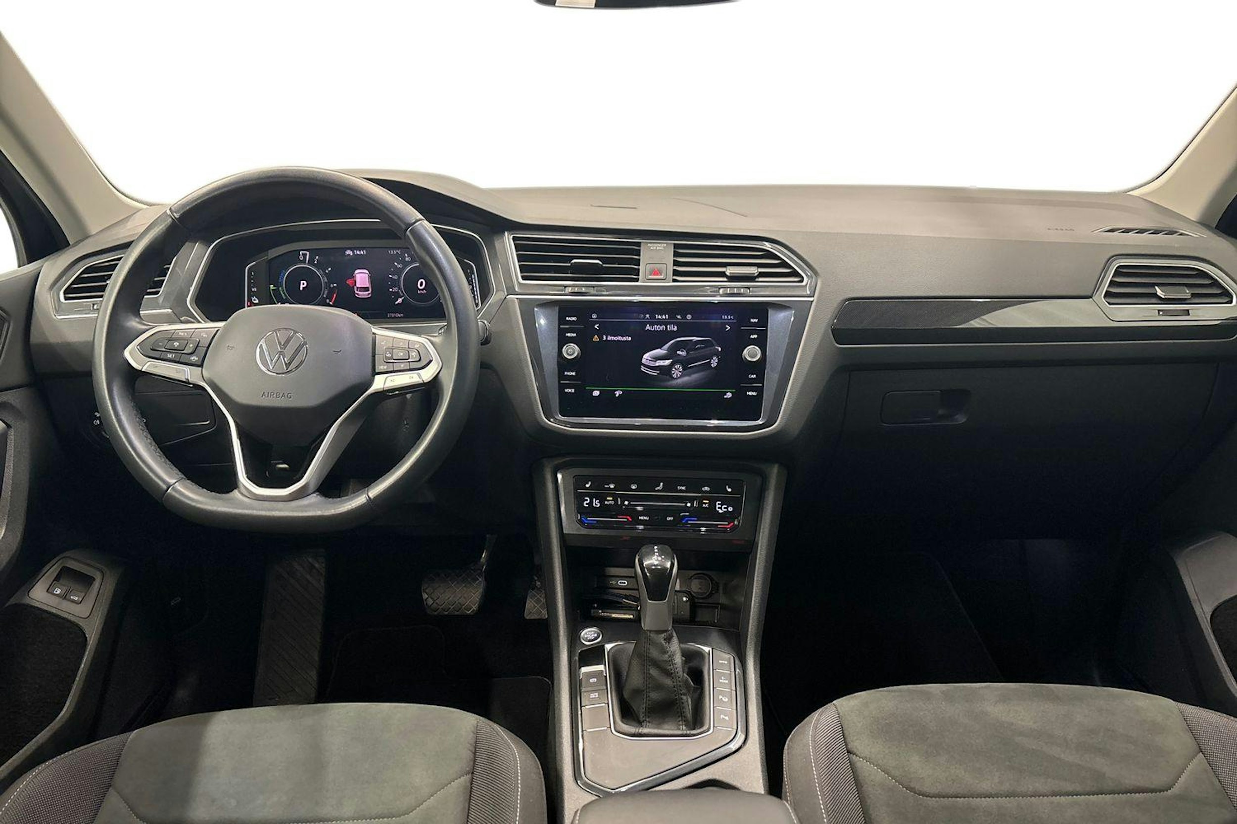 sininen Volkswagen Tiguan 2023 kuva 9.