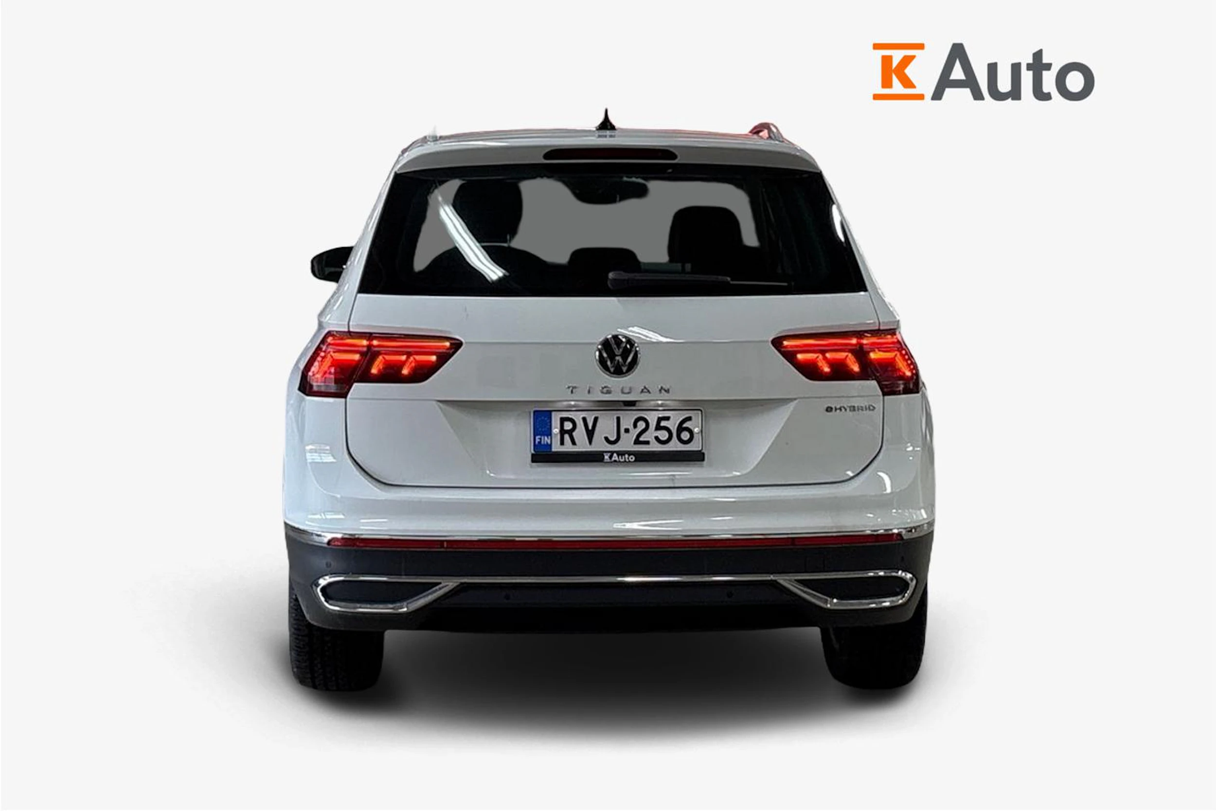 valkoinen Volkswagen Tiguan 2023 kuva 3.