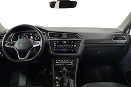 valkoinen Volkswagen Tiguan 2023 kuva 7.