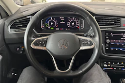valkoinen Volkswagen Tiguan 2023 kuva 11.