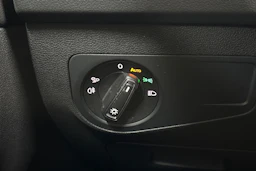 valkoinen Volkswagen Tiguan 2023 kuva 22.