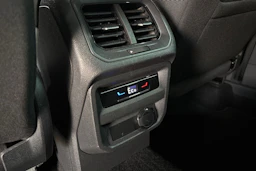 valkoinen Volkswagen Tiguan 2023 kuva 23.