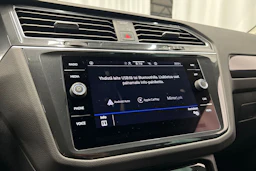 musta Volkswagen Tiguan 2023 kuva 19.