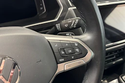 harmaa Volkswagen Tiguan 2023 kuva 23.