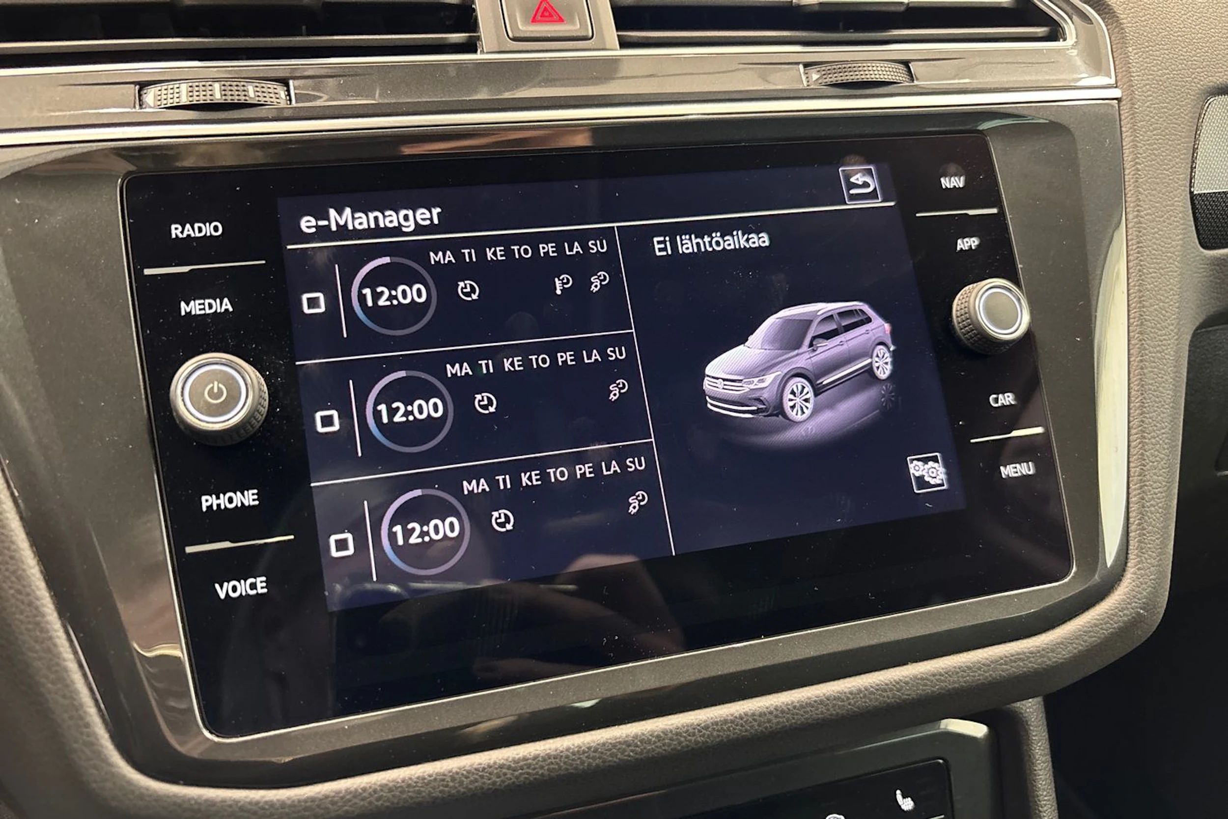 harmaa Volkswagen Tiguan 2023 kuva 34.