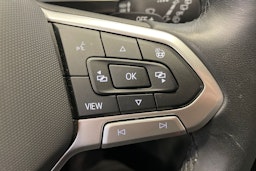 harmaa Volkswagen Tiguan 2023 kuva 22.