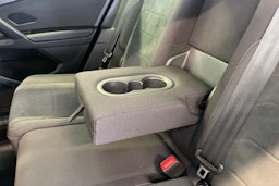 harmaa Volkswagen Tiguan 2023 kuva 26.