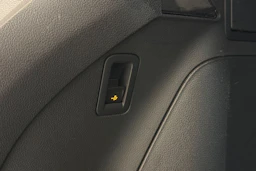 valkoinen Volkswagen Tiguan 2023 kuva 15.
