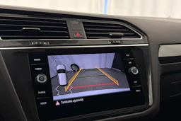 valkoinen Volkswagen Tiguan 2023 kuva 32.