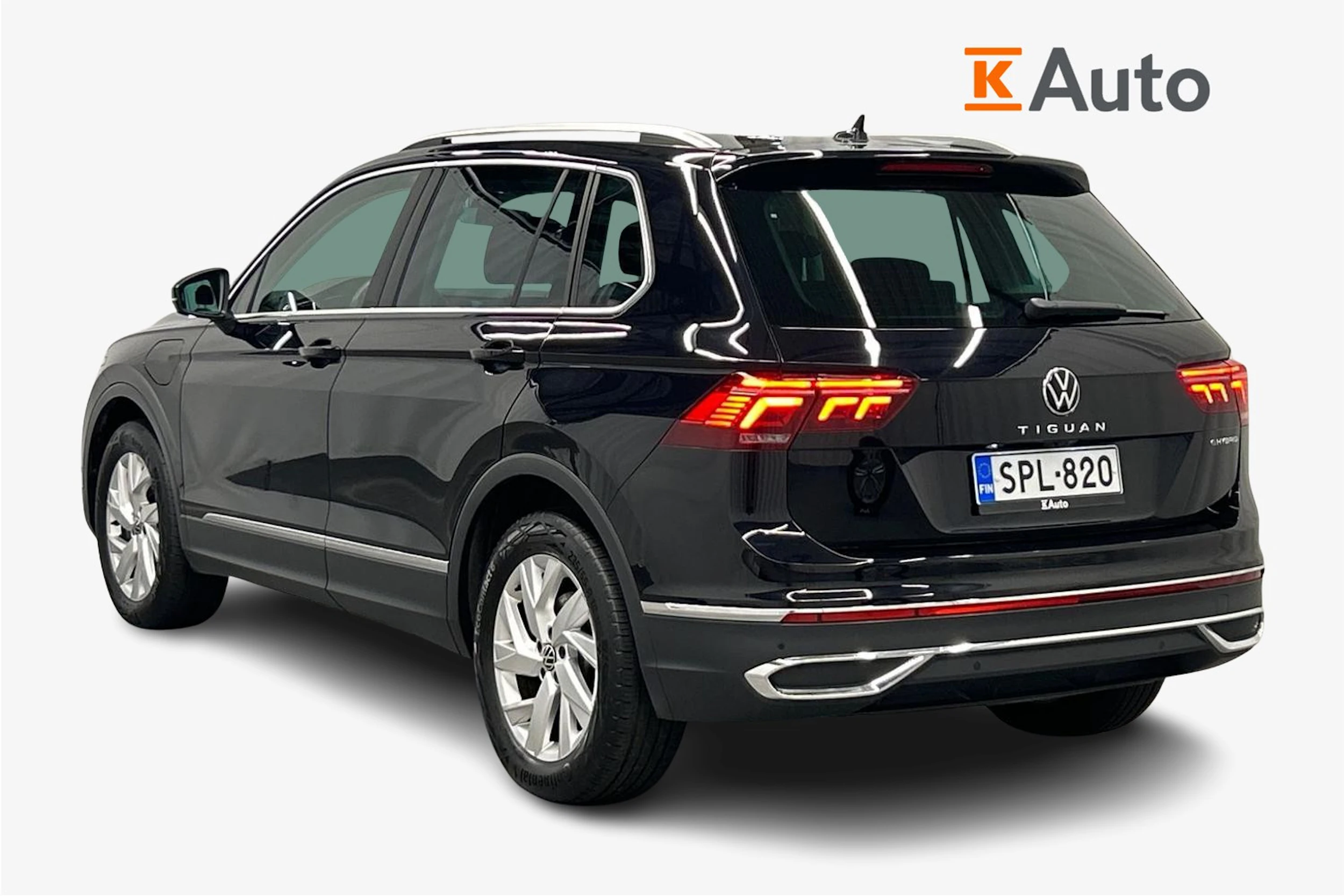 musta Volkswagen Tiguan 2023 kuva 2.