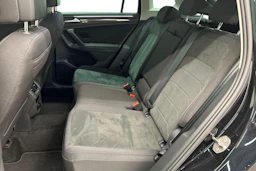 musta Volkswagen Tiguan 2023 kuva 8.