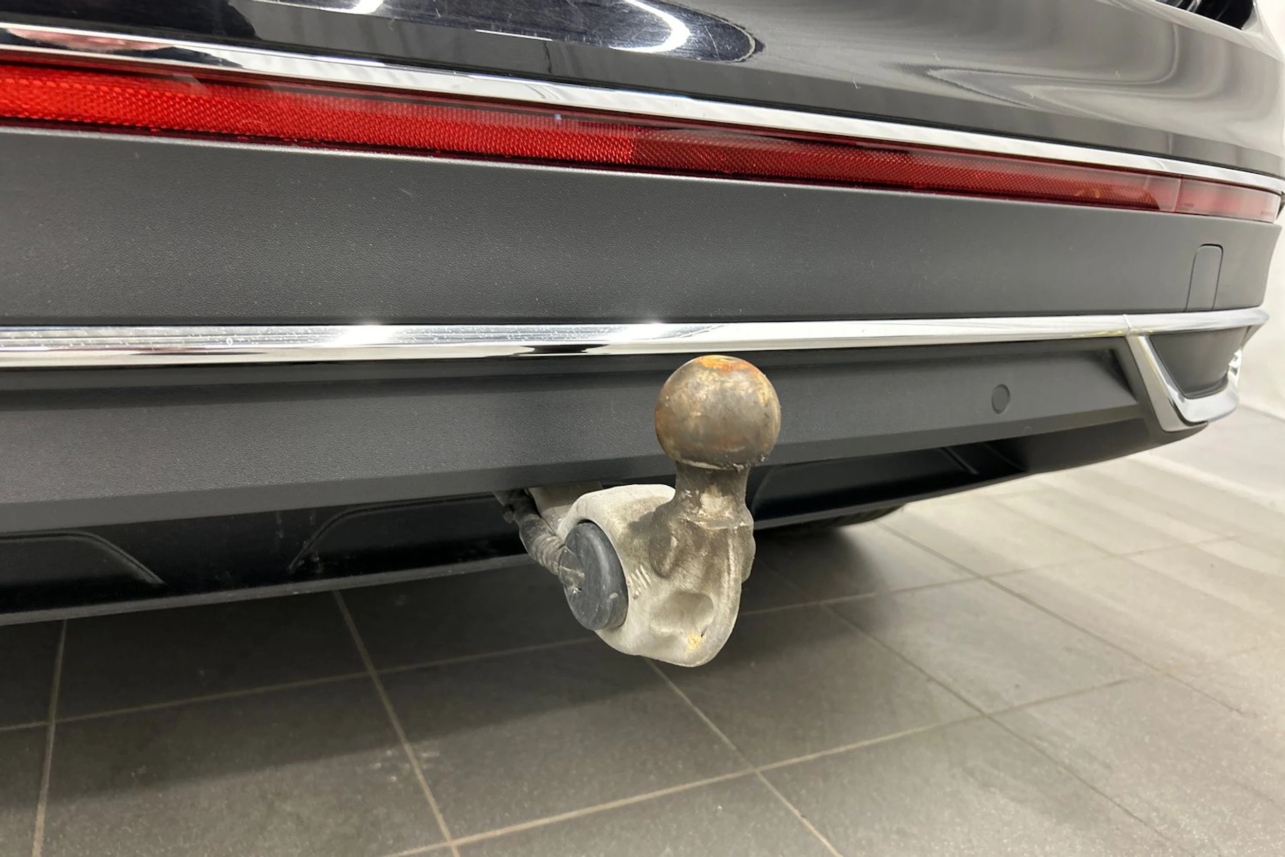 musta Volkswagen Tiguan 2023 kuva 13.