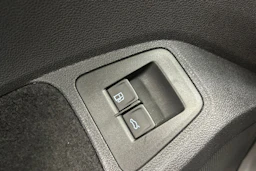 musta Volkswagen Tiguan 2023 kuva 18.
