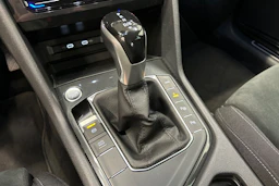 musta Volkswagen Tiguan 2023 kuva 28.