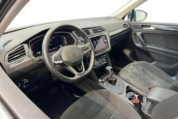 sininen Volkswagen Tiguan 2023 kuva 3.