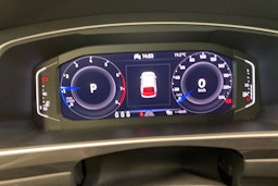 musta Volkswagen Tiguan 2023 kuva 24.