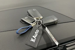 musta Volkswagen Tiguan 2023 kuva 33.